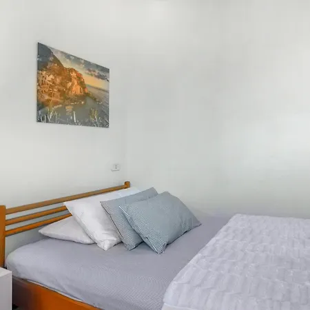 3 Bedroom Gorgeous In *