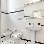 Vakantiehuis 3 Bedroom Gorgeous Home In Rapallo