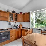 3 Bedroom Beautiful In بيت للعطل راباللو
