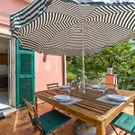 3 Bedroom Gorgeous Home In Rapallo Vakantiehuis