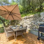 Vakantiehuis 3 Bedroom Gorgeous Home In Rapallo *