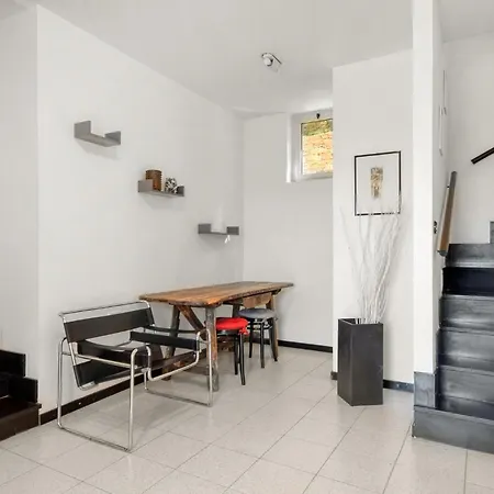 3 Bedroom Beautiful In Ferienhaus Rapallo