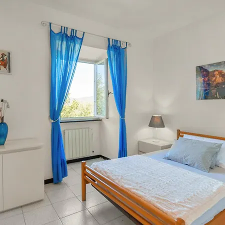 3 Bedroom Beautiful In Hébergement de vacances