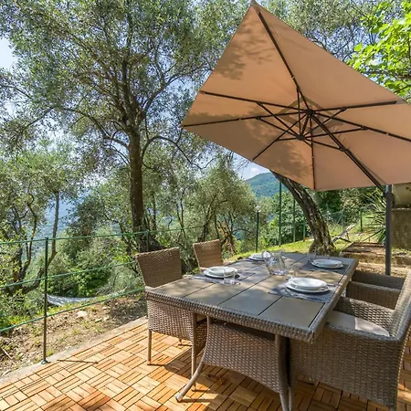 3 Bedroom Beautiful In Ferienhaus Rapallo