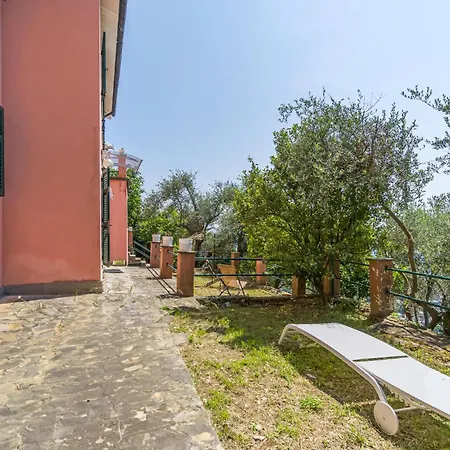 3 Bedroom Beautiful In Ferienhaus *