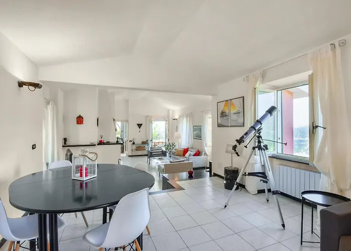 3 Bedroom Beautiful In Feriehus *